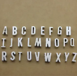 Ciondoli lettere alfabeto metallo argento A-Z DIY creazione gioielli perline 11mm