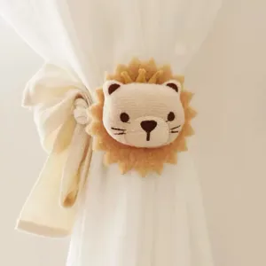 Simatico fermatenda a forma di leone cartone animato in peluche per decorazione finestra