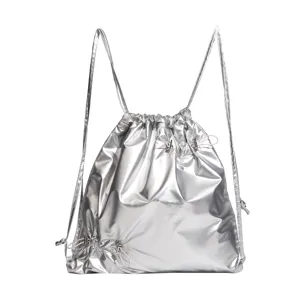 Silberner metallischer Kordelzug Rucksack Mode Freizeit leichte glänzende Tasche für den Alltag