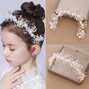Élégant Serre-Tête Couronne de Fleurs et Perles pour Filles Accessoire de Cheveux Papillon Guirlande Florale en Gaze et Alliage pour Mariage Fête Performance