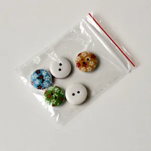 15mm wooden colorful painted buttons, cute plum blossom floral design, DIY clothing sewing accessories.