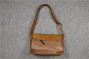 Men vintage brown leather messenger bag casual retro cross body bag with flap and strap.