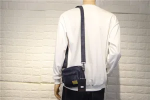 Sac bandoulière décontracté bleu foncé pour homme avec sangle réglable pour un usage quotidien