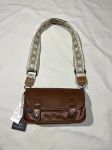 Vintage brown crossbody shoulder bag for men and women retro casual messenger bag
