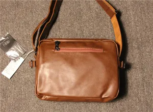 Men's retro brown shoulder bag detail, casual crossbody messenger bag with zipper pocket.