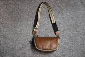 Men retro saddle bag casual crossbody shoulder bag stylish leather messenger bag detail view