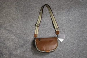 Men's retro saddle bag casual crossbody shoulder bag with striped strap brown leather style