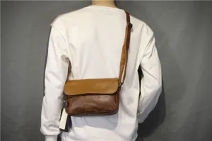 Retro brown leather messenger bag back view, casual shoulder crossbody bag detail shot.