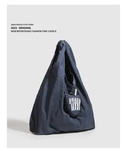 Opvouwbare waterdichte shopper tas met hartvormig tasje, lichtgewicht en handig voor dagelijks.