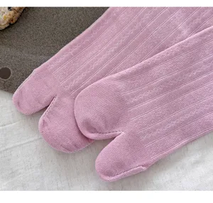 Detail view of women pink split toe socks, pure cotton tabi socks with comfortable fit.