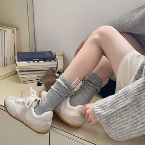 Herbst Winter graue gerippte Stacksocken mit Stoffetikett kuschelige warme dicke Socken Damen