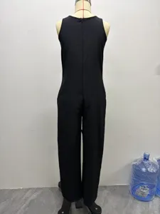 Women's black sleeveless linen-feel jumpsuit, elegant summer commuter casual wear.