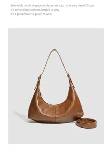 Braune Kunstleder Baguette Umhängetasche, minimalistische Damen Achseltasche mit Gurt.