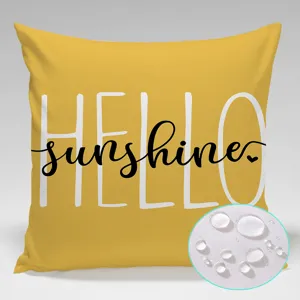 Funda de cojín amarilla impermeable con estampado HELLO sunshine para sofá de exterior.