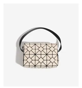 Minimalist geometric lattice handbag, stylish casual tote bag for daily commute and dating.