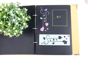 DIY zwart fotoalbum met sjabloon liniaal set, creatieve tekensjabloon voor kinderhandwerk.