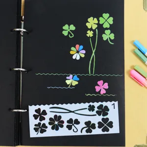 Tekensjabloon set voor kinderen voor DIY scrapbook en creatieve handgemaakte albums.