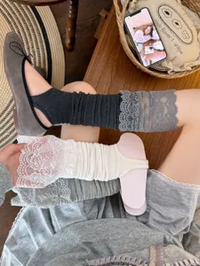 Japanese sweet Lolita lace stirrup leg warmers autumn stacking socks for women style