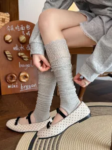 Details of Japanese sweet Lolita lace footless leg warmers for women, autumn style.