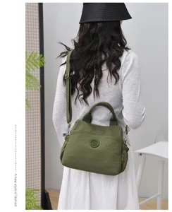 Casual nylon shoulder handbag, large capacity tote bag with top handle for daily work commute.
