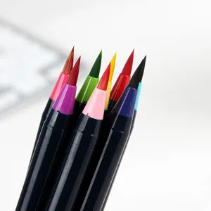 Close-up view of colorful watercolor brush pen tips for comic drawing and soft calligraphy writing.