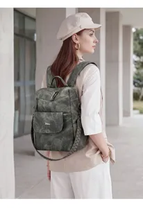 Damen Vintage Rucksack stilvolle dunkelgrüne Schultertasche Detailansicht für den Alltag.