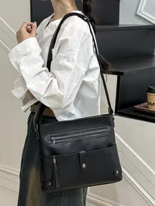 Women black shoulder bag tassel crossbody bag PU leather casual daily handbag main view