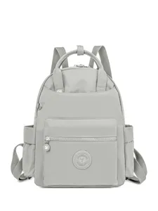 Casual grauer Nylon Rucksack für Damen, stilvoller großer Reise- und Schultagesrucksack.