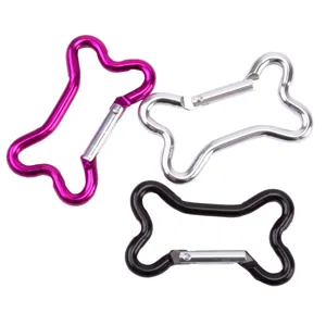 Gedetailleerd overzicht van botvormige aluminium karabijnhaken, multifunctionele mini-clips.