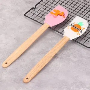 Ergonomic wooden handle silicone spatula set for kitchen baking cream scraper cake smoothing tools