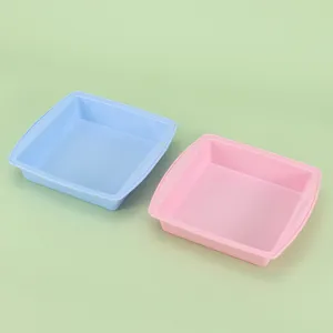 Quadratische Silikon Backform und Kuchenform Set, hitzebeständig für die Küche.