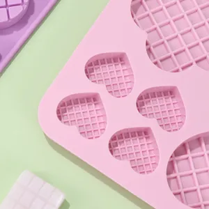 Rosa Silikon Herz und Gitter Backform fur Schokolade, hochwertige Kuchenwerkzeug Hauptansicht.