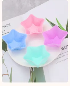 Colorful star-shaped silicone baking cups mold set for muffins, cupcakes and tarts.
