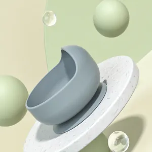 Silicone baby suction bowl, food grade toddler feeding bowl, anti-drop anti-tip green.