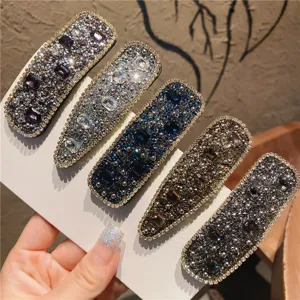 Sparkling rhinestone hair clips set, elegant crystal barrettes for women and girls daily wear.