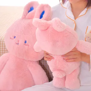 Schattig roze konijn pluche speelgoed, zacht knuffeldier kussen, perfect cadeau voor meisjes.