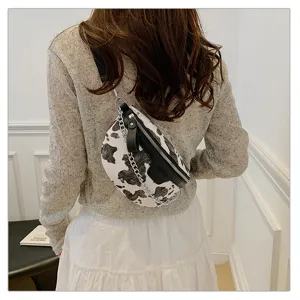 Kuhdruck Brusttasche lässige Umhängetasche Taillentasche stylische Damentasche Detailansicht