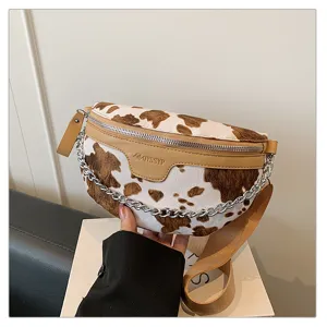 Damen Kuhmuster Brusttasche stilvolle vintage Umhängetasche Gürteltasche mit Kette