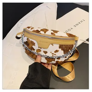 Modische Kuhmuster Brusttasche Damen Umhaengetasche mit Kette stilvolle GuertelTasche