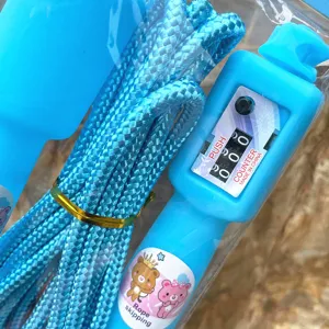 Close-up details of the blue mechanical counting jump rope handle with clear numbers.