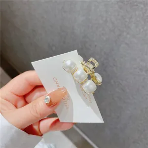 Elegant alloy square faux pearl hair claw clip for women, stylish daily hair accessory.