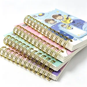 Simpatica ragazza spaziale taccuino a spirale blocco note estetico come regalo studenti