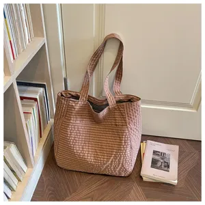 Freizeitorientierte karierte Leinen Schultertasche für Damen, retro ästhetische große Tasche.