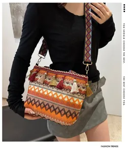 Ethno Stil Quasten Umhängetasche für Damen, böhmisch gewebte Muster Alltags Tasche neu.