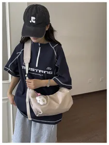Korean style simple solid color nylon women shoulder crossbody bag for daily travel use.