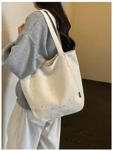 Korean style canvas tote bag with star pattern, casual large capacity shoulder bag for women.