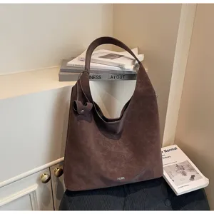 Vintage brown slouchy hobo bag large capacity minimalist shoulder tote bag for women autumn.
