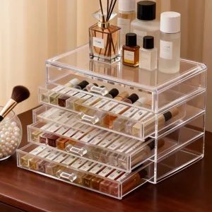Vue détaillée de l'organisateur de maquillage en acrylique transparent avec tiroirs.