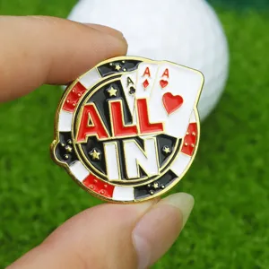 Clip de chapeau de marqueur de balle de golf en métal avec design poker all-in, accessoire sport.