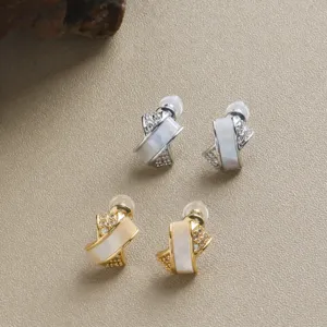 Boucles d'Oreilles Clous Croisées Élégantes Strass et Coquillage pour Femme Tige Argent Sterling 925 Or Argent Bijoux